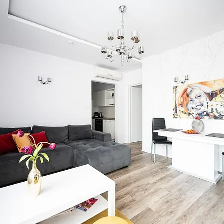 Apartamento Saint Seven *